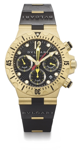 Bulgari. A large and heavy 18K gold automatic diver's flyback chronograph wristwatch with date