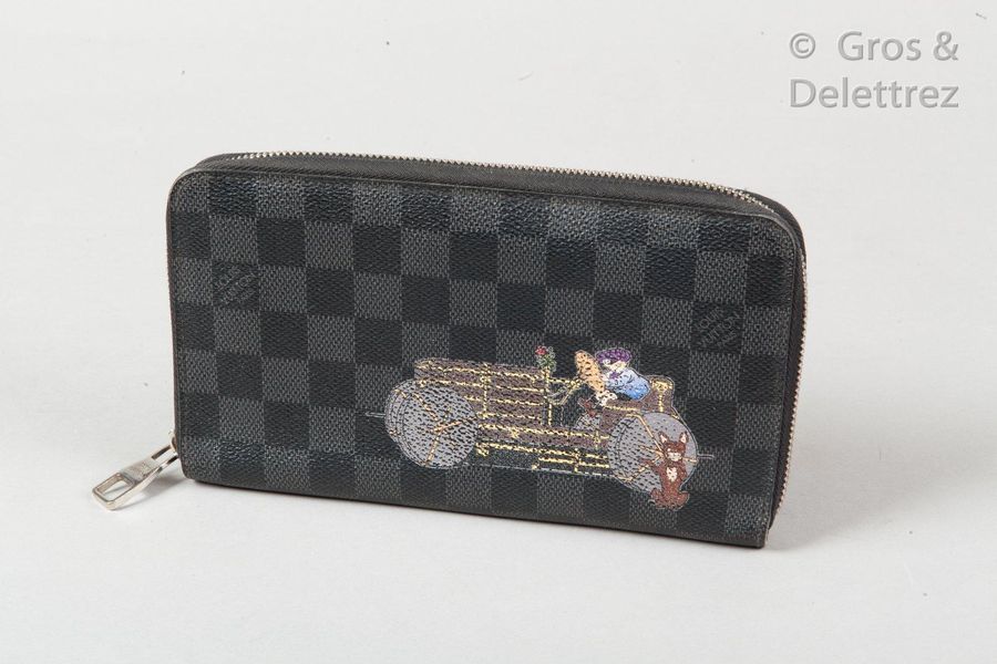 LOUIS VUITTON