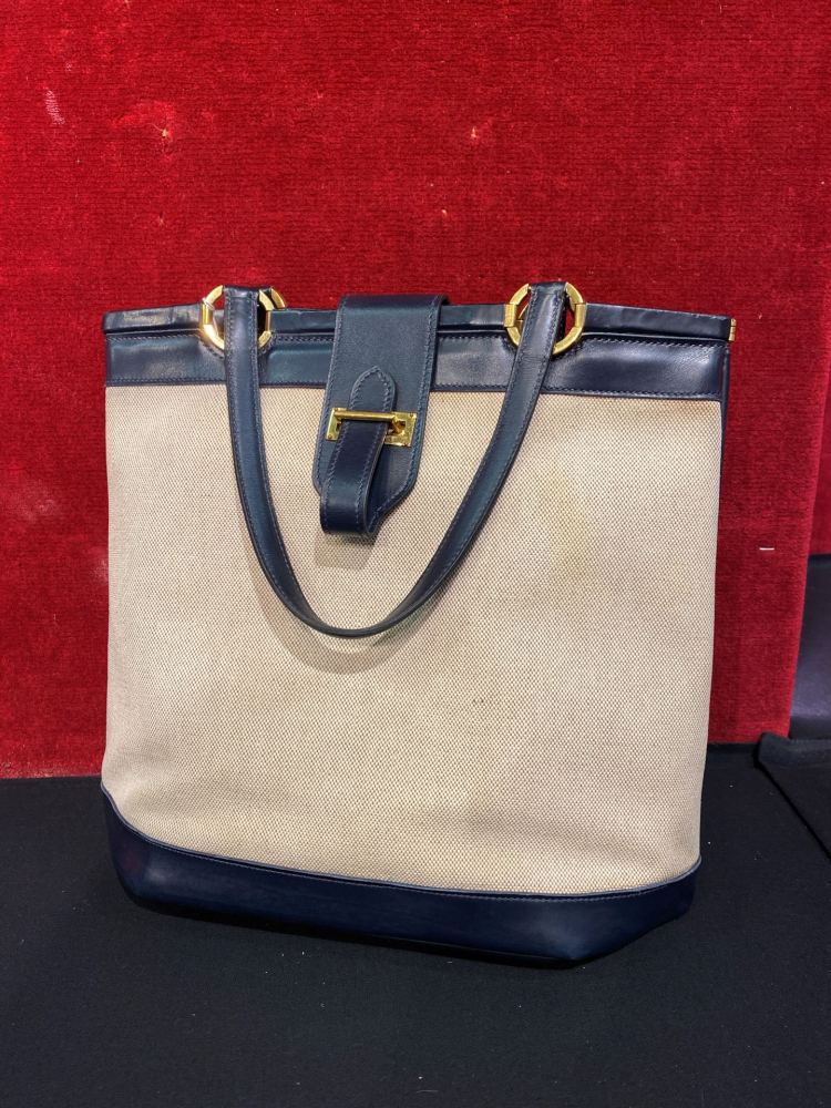HERMES Paris