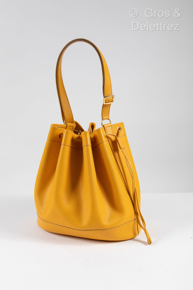 HERMES Paris made in France - Sac "Market"... - Lot 185 - Gros & Delettrez