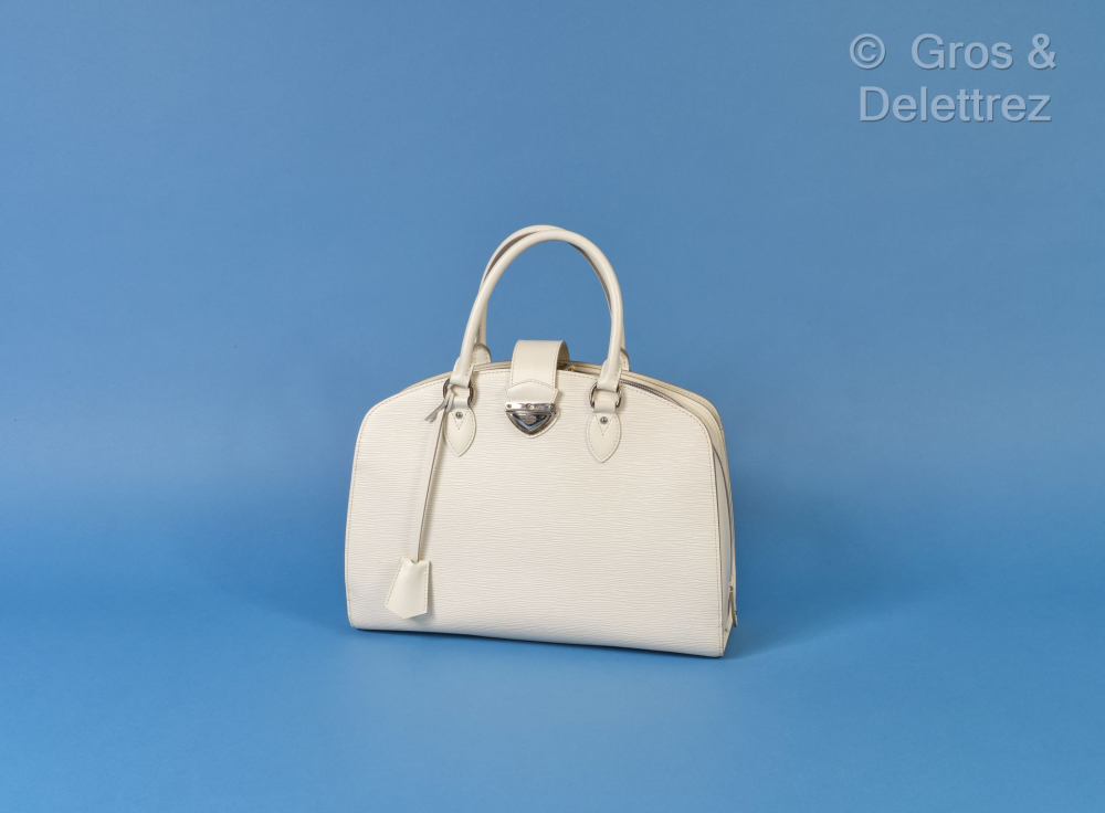 Louis VUITTON - Sac "Pont neuf" GM 38 cm... - Lot 72 - Gros & Delettrez