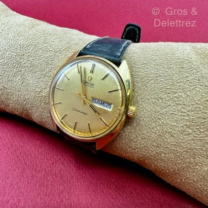 OMEGA - Lot 49