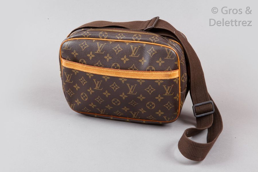 Louis Vuitton Reporter