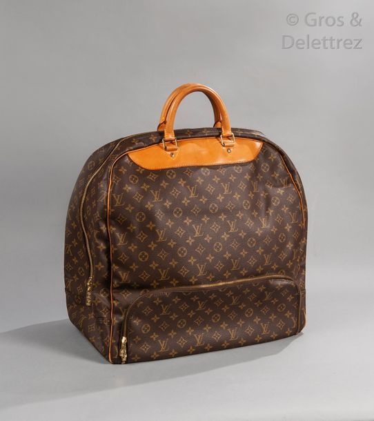 Louis Vuitton Evasion