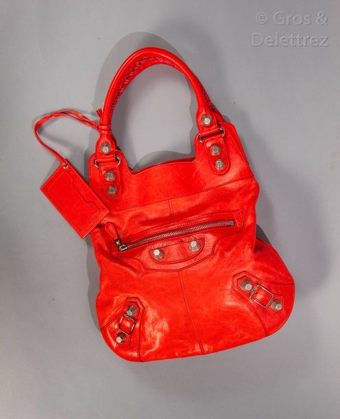 Balenciaga Giant