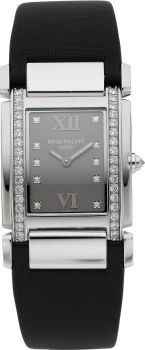 Patek Philippe Ref. 4920G Ladies' Twenty~ 4 Diamond & White.Gold Wristwatch....