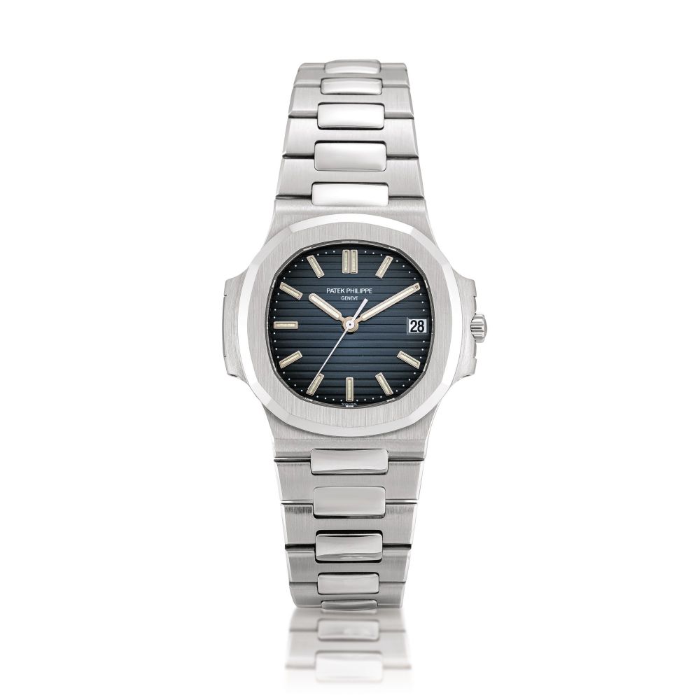 Patek Philippe | Nautilus, Reference 5800, A stainless steel bracelet watch with date, Circa 2008 | 百達翡麗 | Nautilus 型號5800 精鋼鏈帶腕錶，備日期顯示，約2008年製