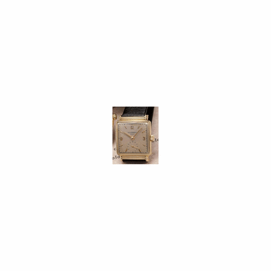 A RARE AND FINE GOLD SQUARE WRISTWATCH WITH STEPPED LUGS, PATEK PHILIPPE & CO., GEN