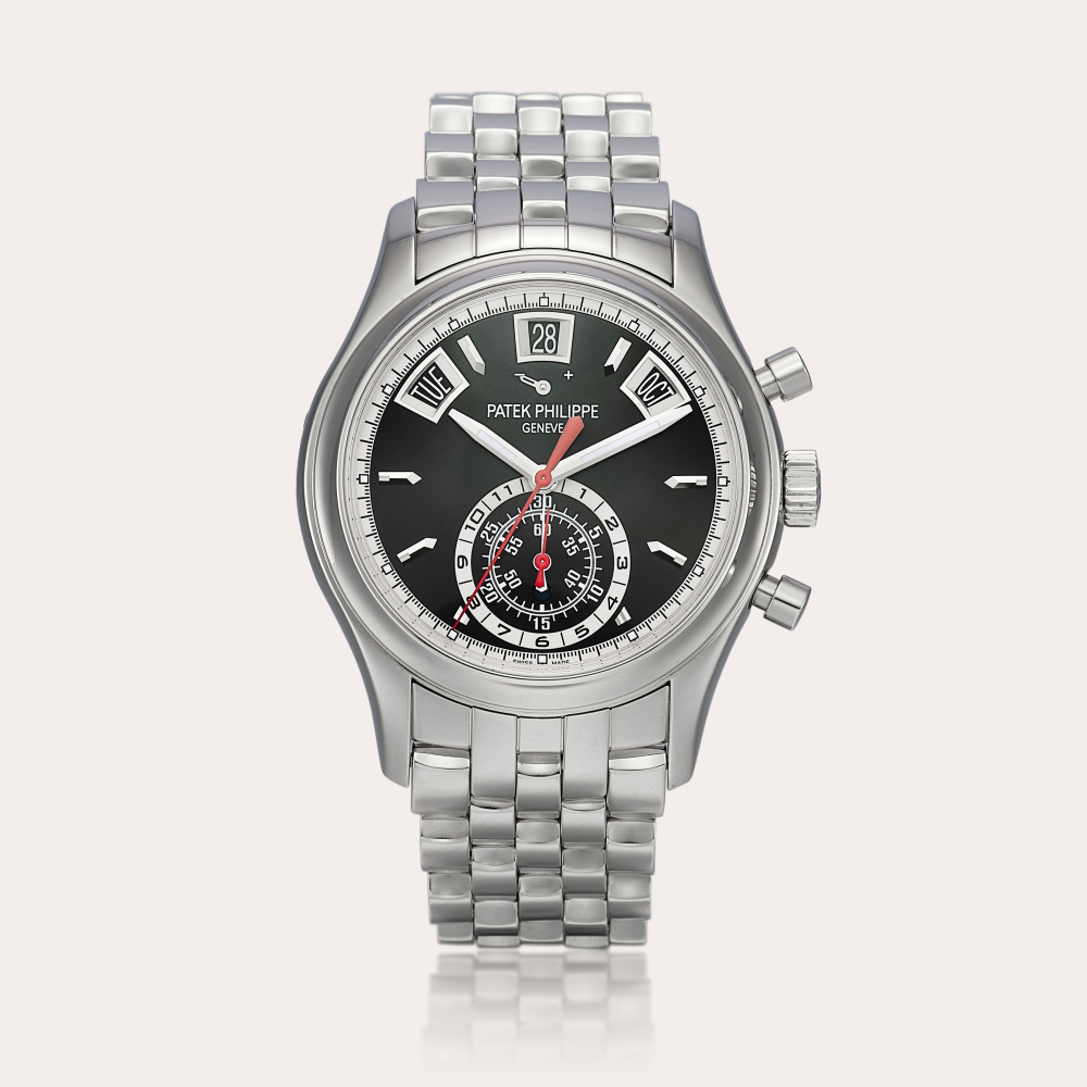 Patek Philippe Reference 5960 | A stainless steel annual calendar flyback chronograph wristwatch with power reserve, day and night indication and bracelet, Circa 2018 | 百達翡麗 | 型號5960 | 精鋼年曆飛返計時鏈帶腕