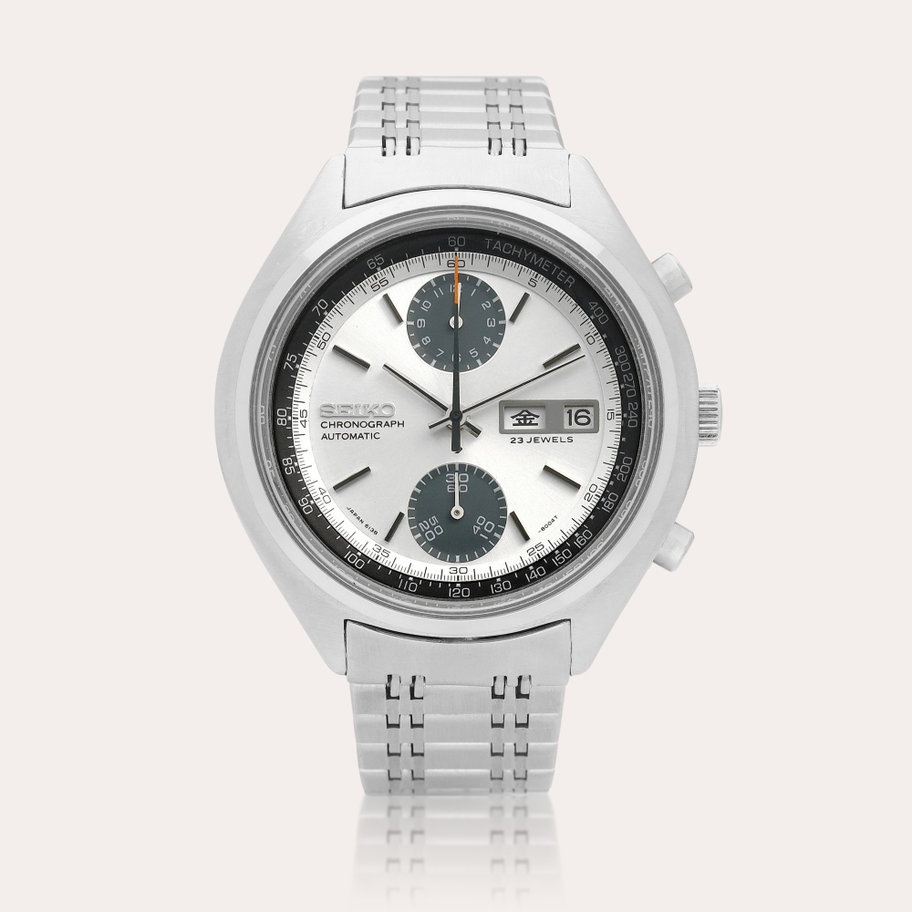 Seiko Panda, Reference 6138-8020 | A stainless steel chronograph wristwatch with Japanese day, date and bracelet, Circa 1975 | 精工 | Panda 型號6138-8020 | 精鋼計時鏈帶腕錶，備日期及日文星期顯示，約1975年製