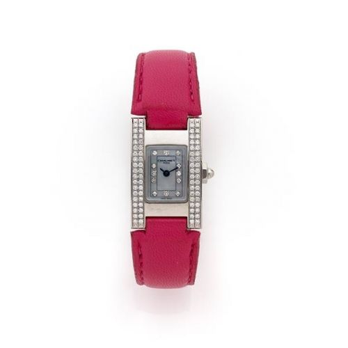 CHAUMET.