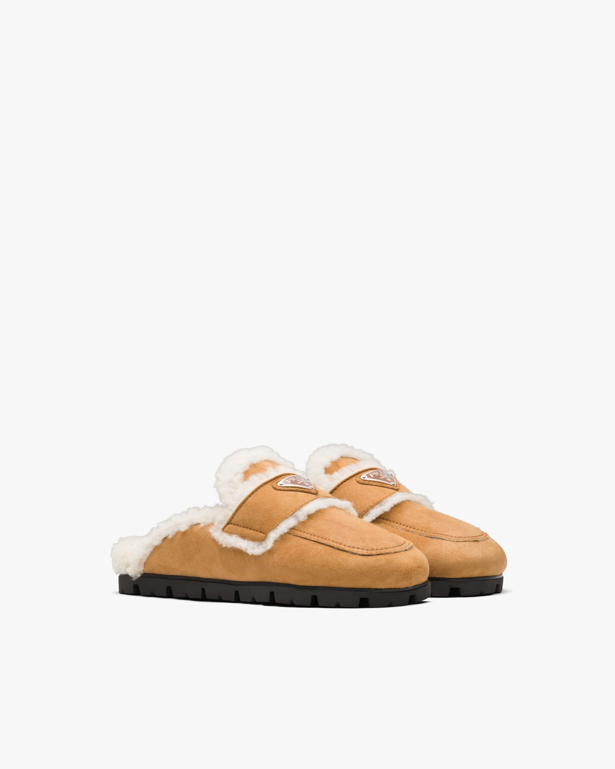 Cognac Shearling slippers